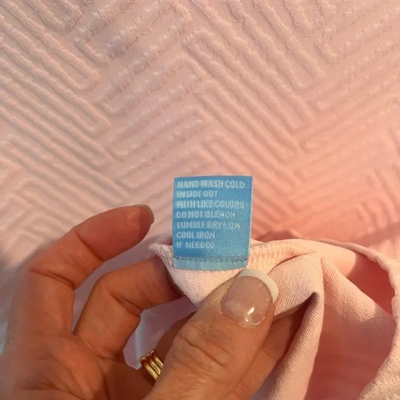 J. McLaughlin Light Pink Chevron Short Sleeve Tee - Picture 5 of 5